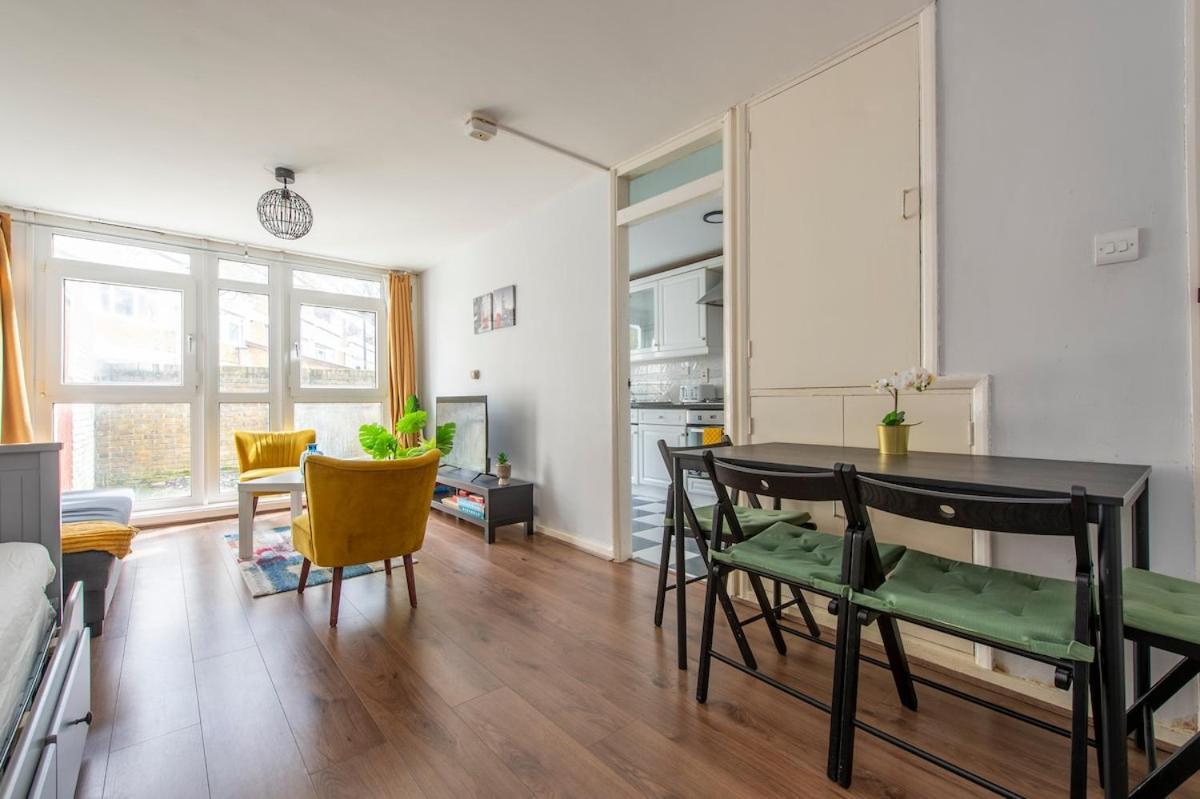 Lovely 2-Bed 20 Mins To Central Лондон Экстерьер фото