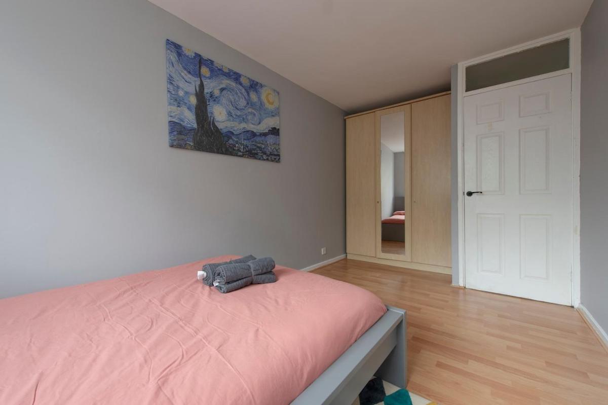 Lovely 2-Bed 20 Mins To Central Лондон Экстерьер фото